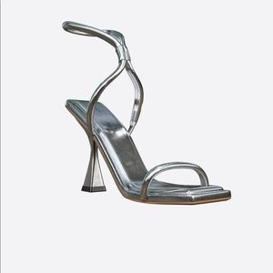 HANIFA ZETA SANDALS